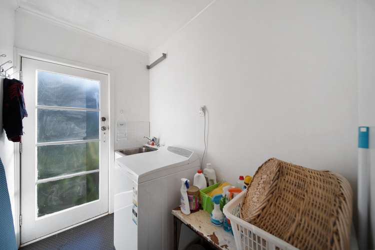 23 Pohutukawa Avenue Cockle Bay_38