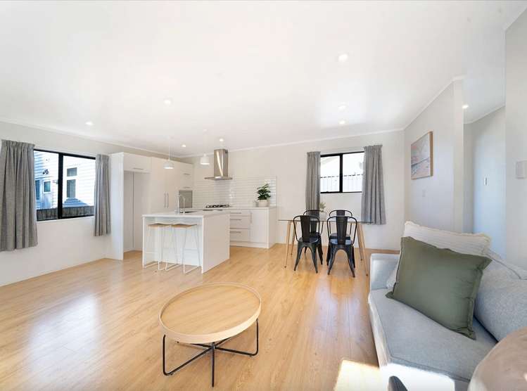 134 Mcleod Road Te Atatu South_10