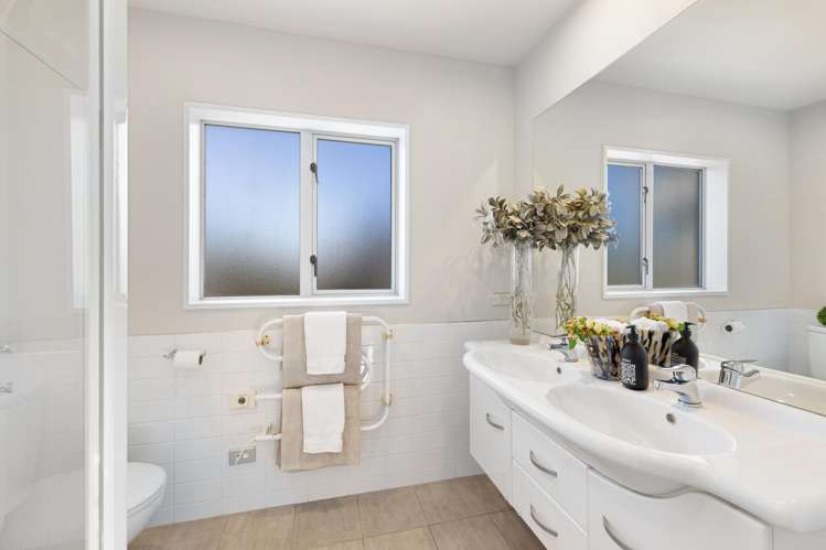 165 Blighs Road Strowan_12