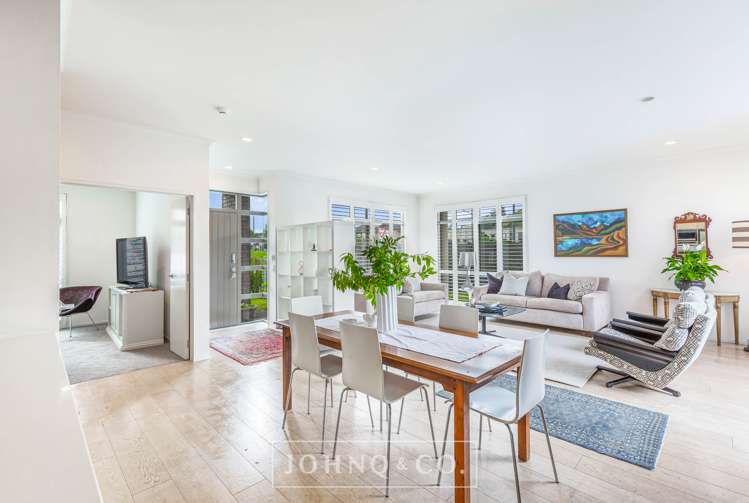 76 Tihi Street Stonefields_5