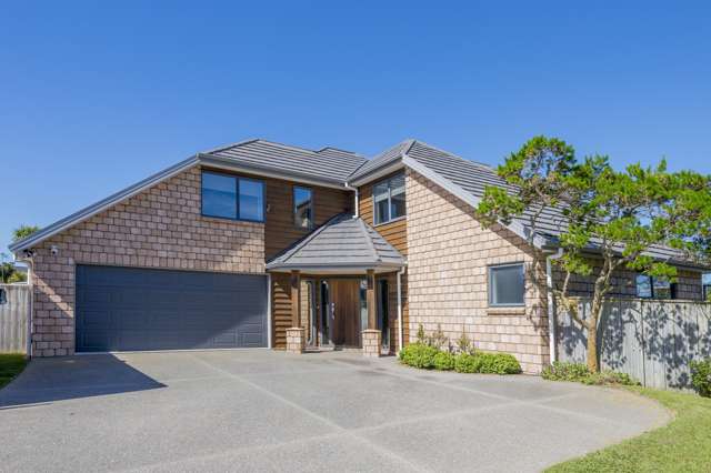 62 The Drive Paraparaumu Beach_2