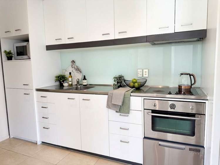 6A/32 Eden Crescent City Centre_2