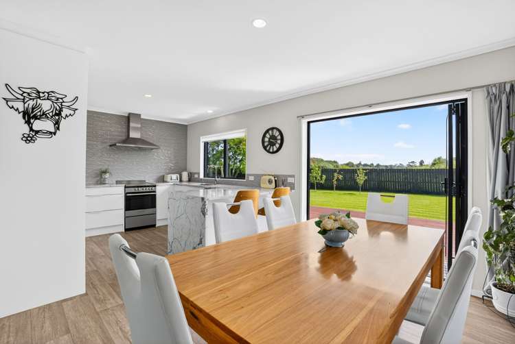 23 Raabia Close, Parakai Helensville_8