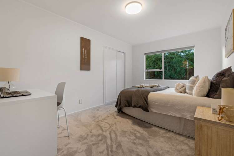 2/5 Cheam Place Pakuranga Heights_5