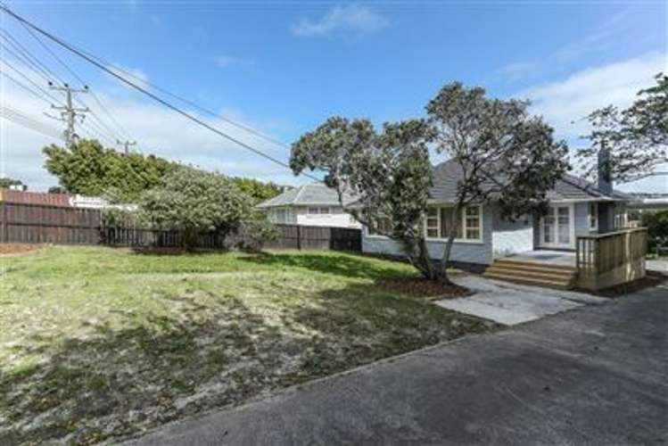 4020 Great North Road Glen Eden_8