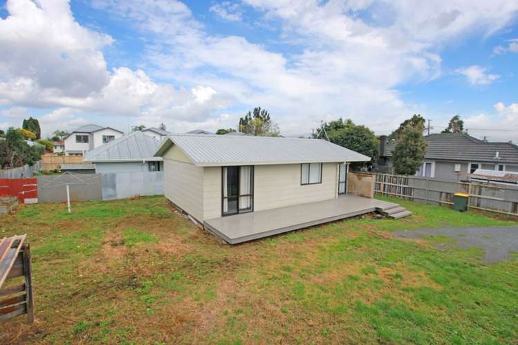 2/131 Old Wairoa Road Papakura_8