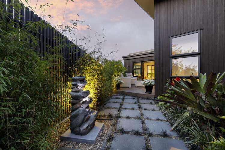 9 Pike Place Ferndale_25