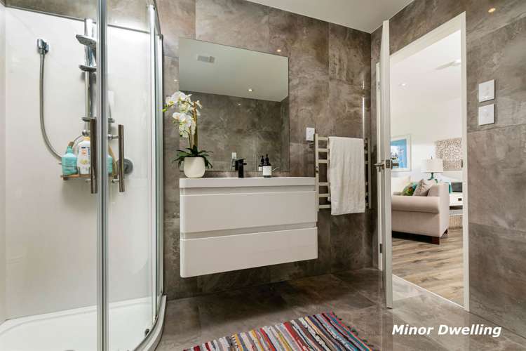 2/149j Glengarry Road Glen Eden_30