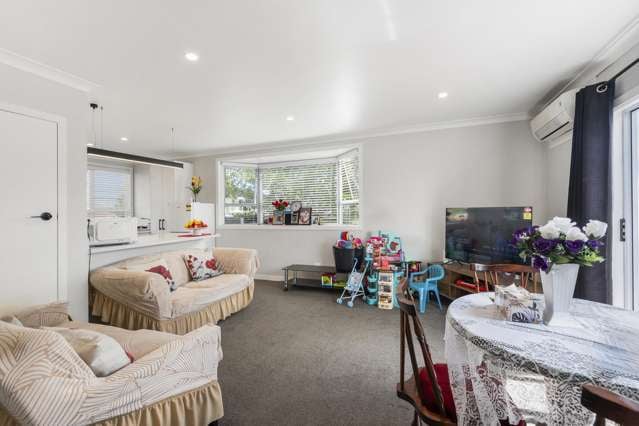 CLASSIC 2-BEDROOM UNIT in TOKOROA -- $299,000