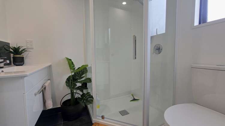 11 The Strand Okarito_26