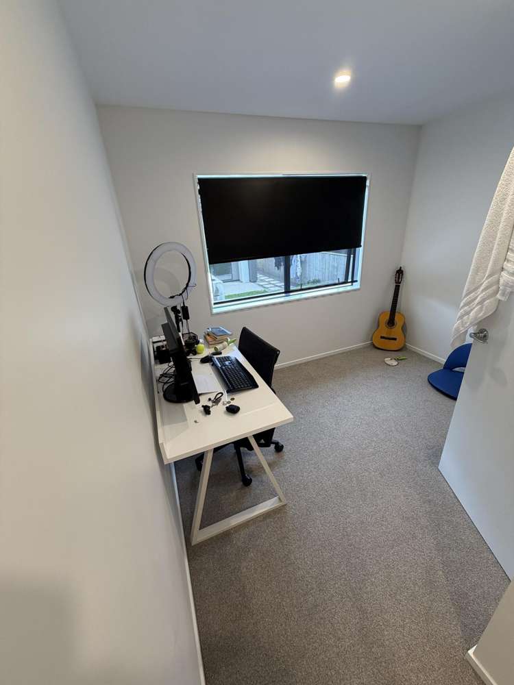 4 Rautahi Street Flat Bush_10