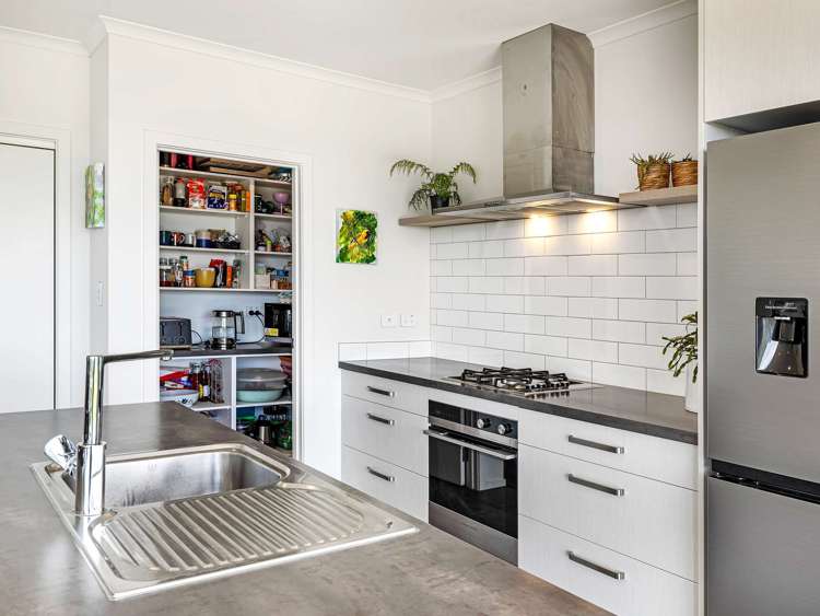 34 Varsity Heights Fitzherbert_12