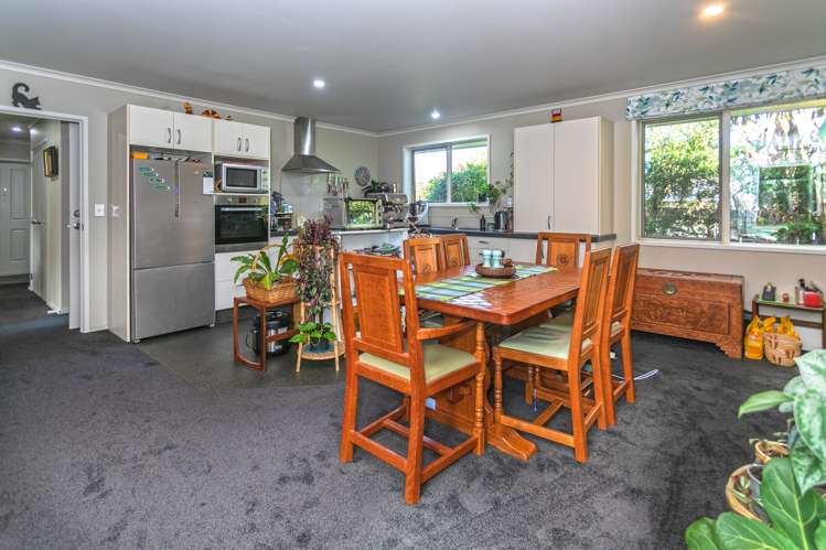 100 Greenhills Drive_5