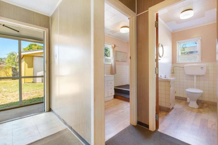 5 Blake Street Surfdale_28