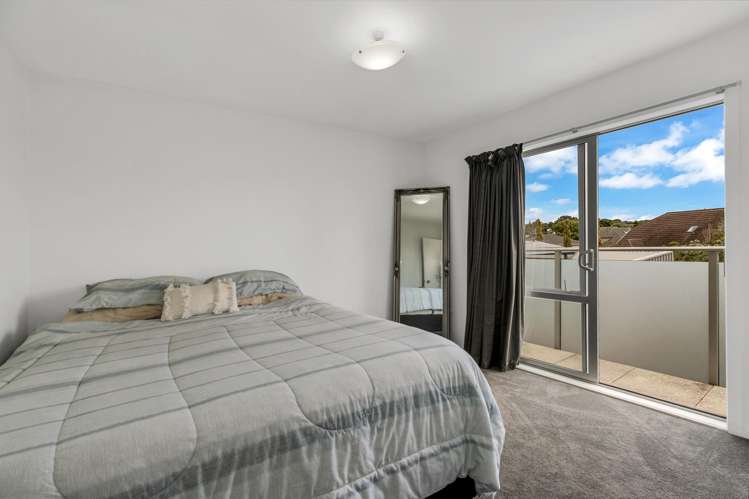 2b/86a Rockfield Road Penrose_5