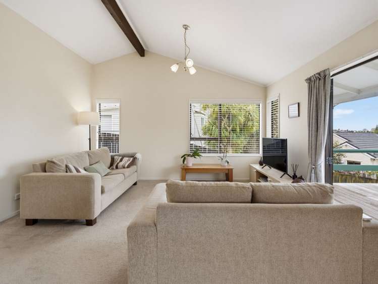 42 Polkinghorne Drive_2