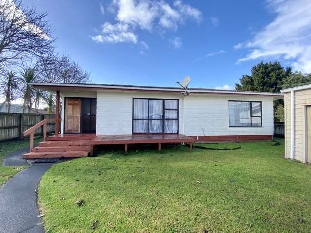 116 Beach Road Te Atatu Peninsula_1