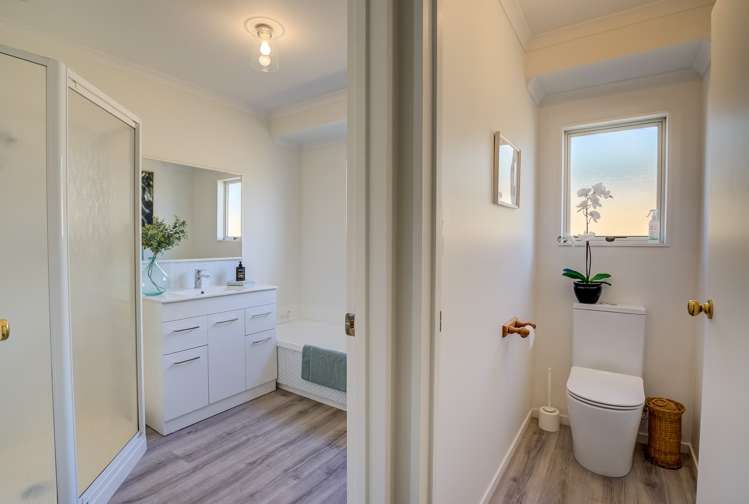 35 Northmeadow Drive Rototuna_24