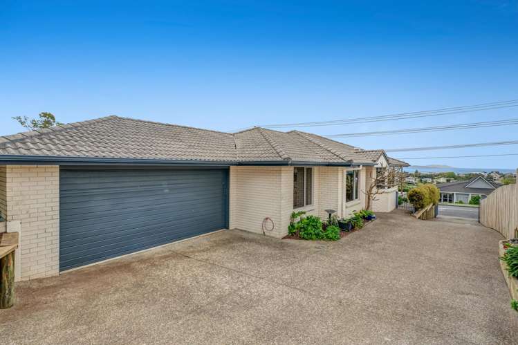 43 Waiora Road Stanmore Bay_11