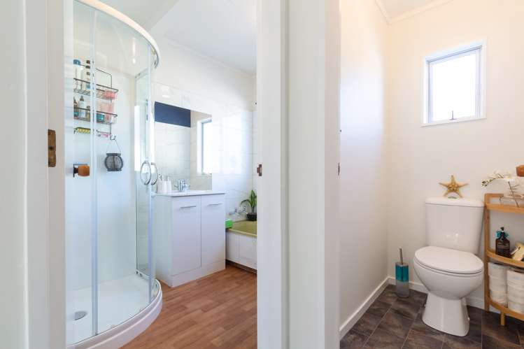 14 Emano Street Toi Toi_12