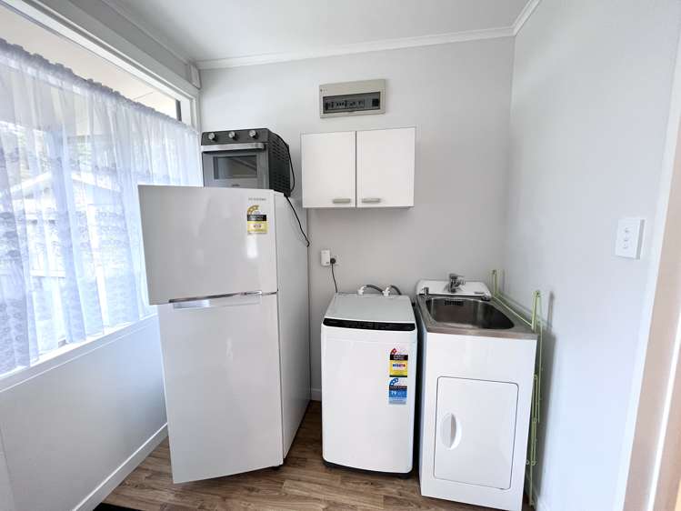 987 State Highway 6 Camerons_22