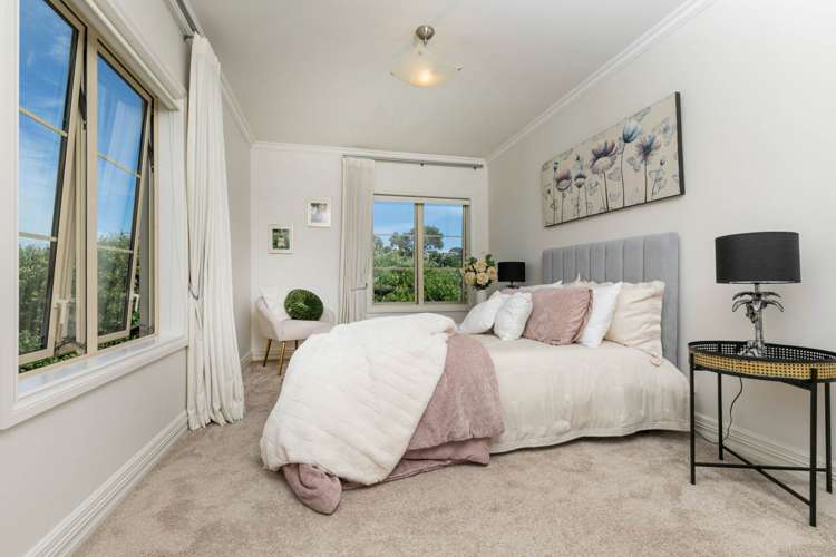 14/8 Sidmouth Street Mairangi Bay_17