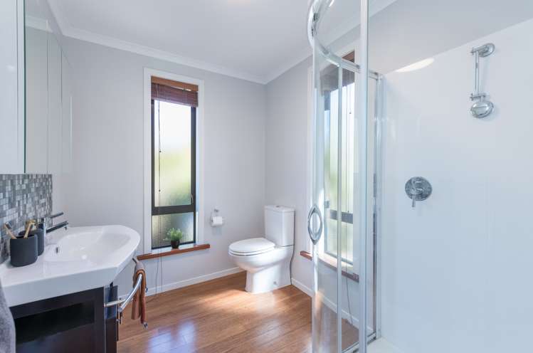 10 Lucy Murcott Place Stoke_24