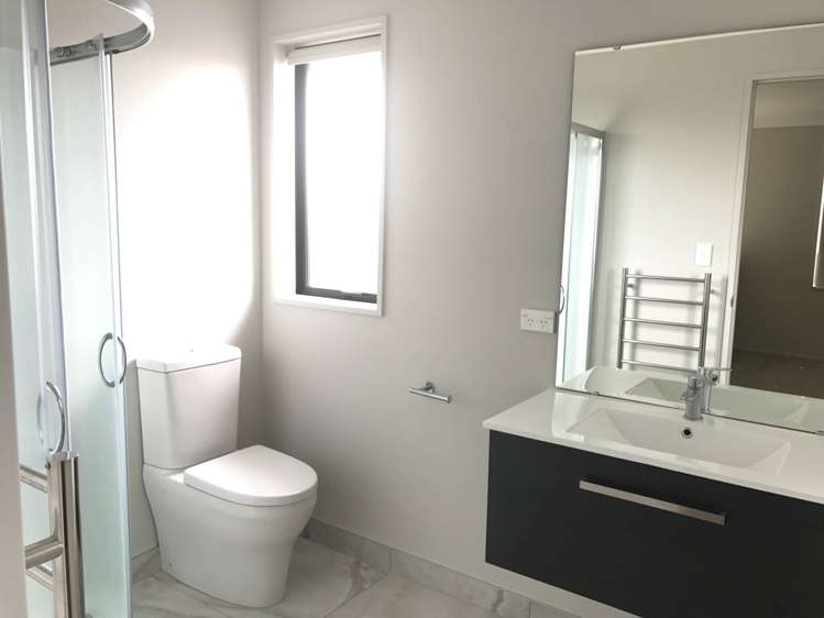 7 Kahawairahi Drive Beachlands_6