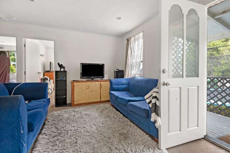 2/144a Mcleod Road Te Atatu South_5