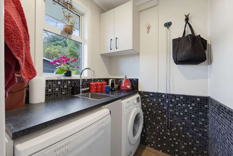 25 Riverbank Road Okoia_13