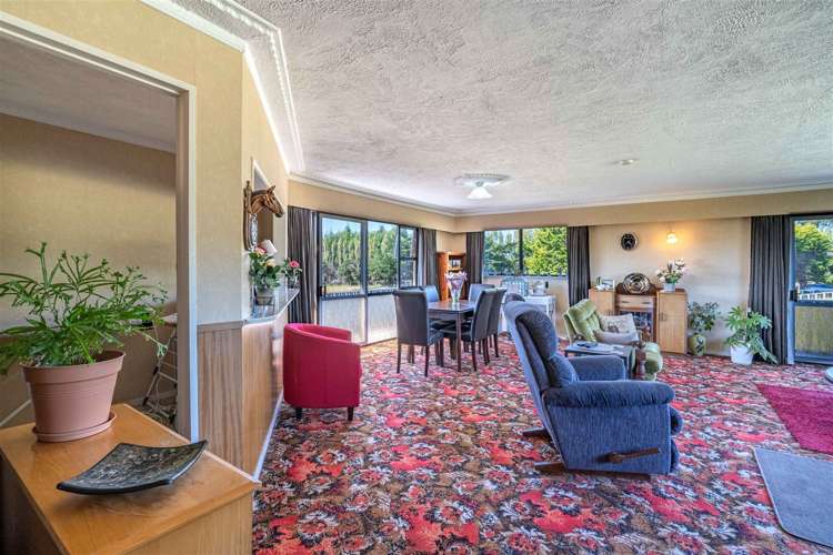 147 East Road Ascot_7