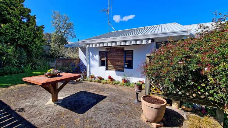 51 Splitt Avenue Glenview_20