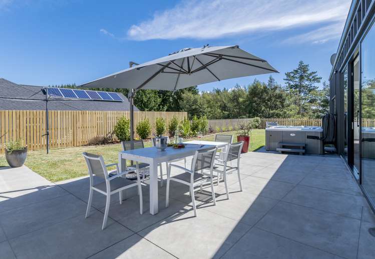 46 Ferndale Drive Waikanae_11