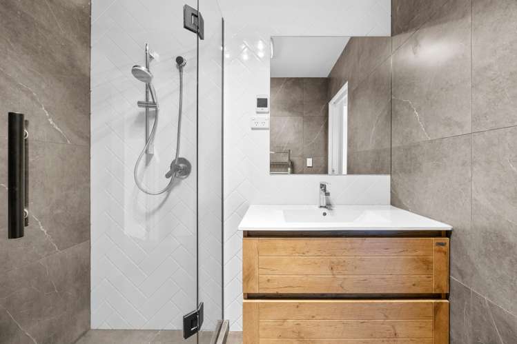 7/4 Ranier Street Ellerslie_15