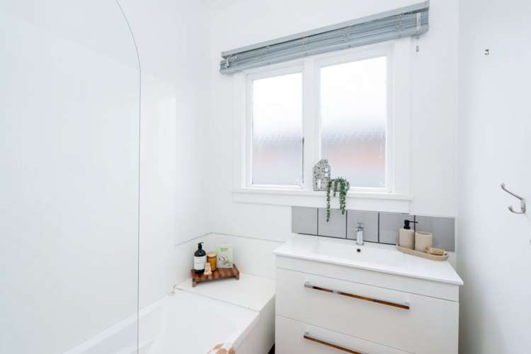 51 Newcastle Street Windsor_18