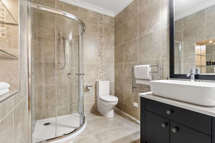 26 Langford Place Dairy Flat_34