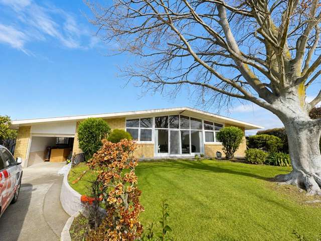 11 Kinloch Crescent, Witherlea
