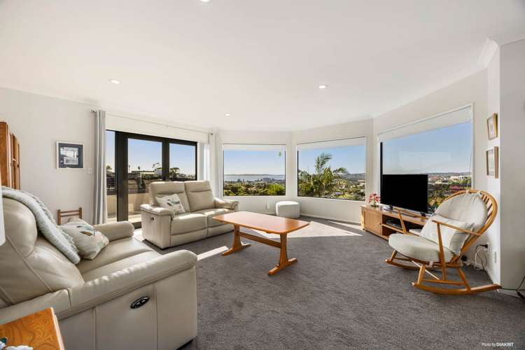 10 Waldorf Crescent Orewa_1