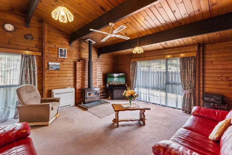 34 Black Peak Road Omarama_6
