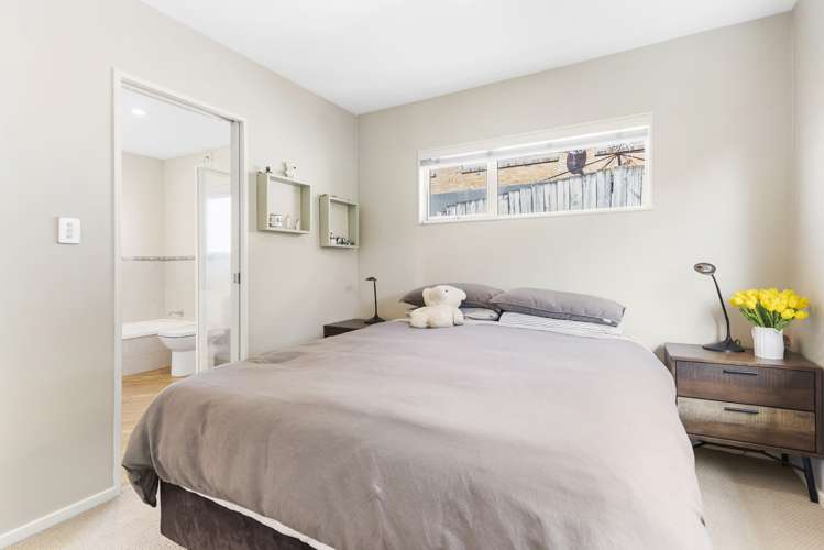 9/48a Exmouth Road Northcote_6