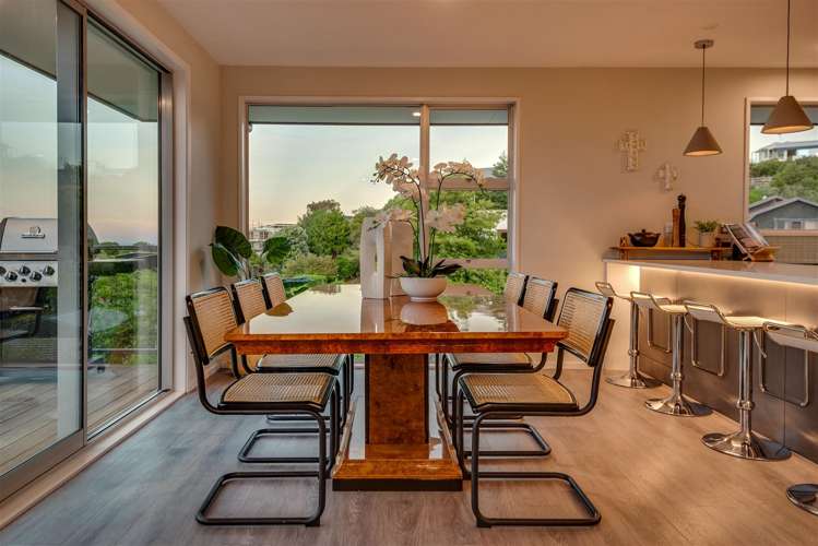 137 Soleares Avenue Mount Pleasant_8