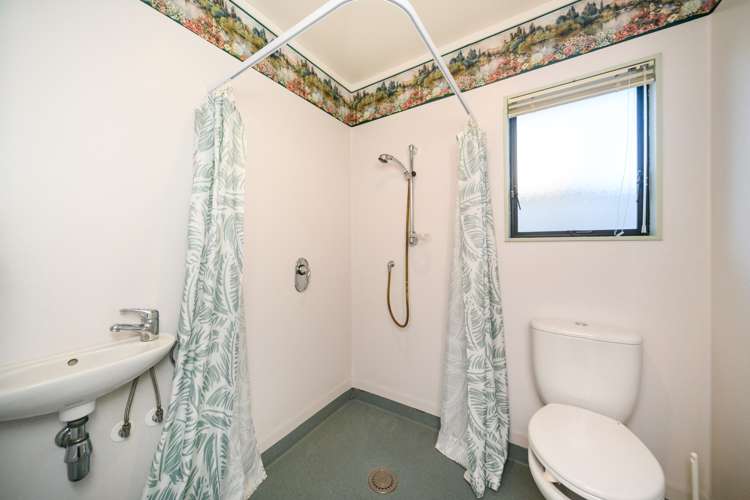 5 Gregory Close Palmerston North Central_11