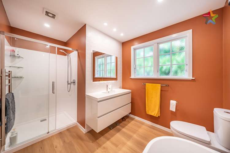 27 Wyndrum Avenue Waterloo_19