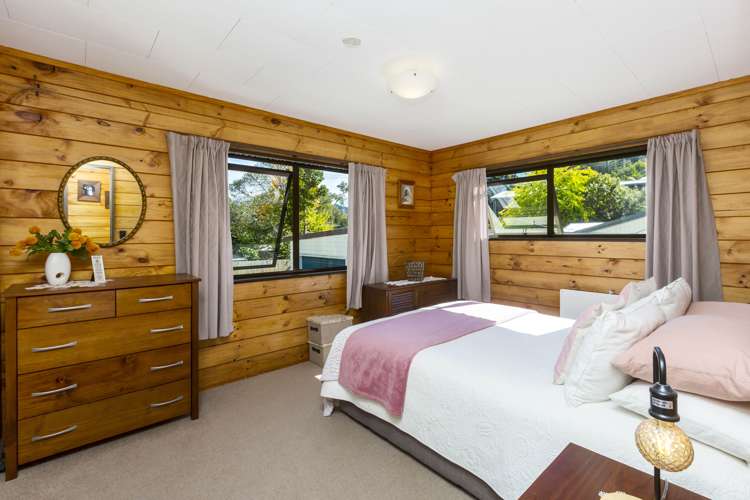 17 Forest Road Pinehaven_10