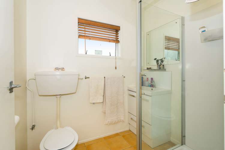 1/13 Gatman Street Birkdale_9