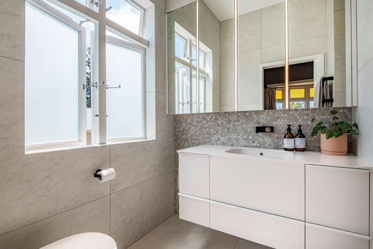 15 Le Roy Terrace Birkenhead_9