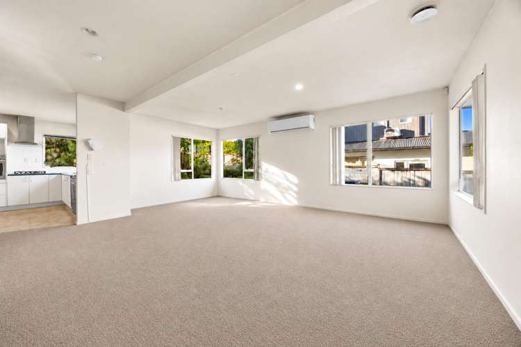 93 Sturges Road_5