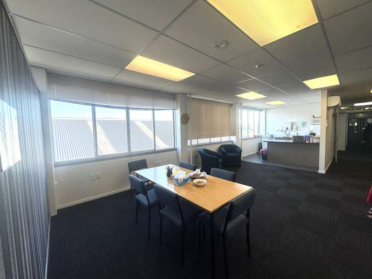 1/186 Macandrew Road South Dunedin_8