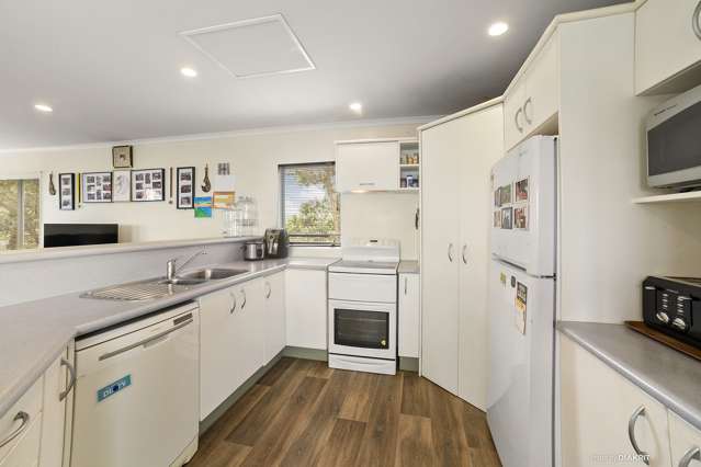 25 Bowes Crescent Strathmore Park_2