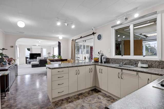 136 Hamlet Street Stratford_3